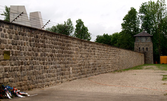 2009-05-16 Gedenkfahrt nach Mauthausen 2009
 09gedenk_P5161311.jpg