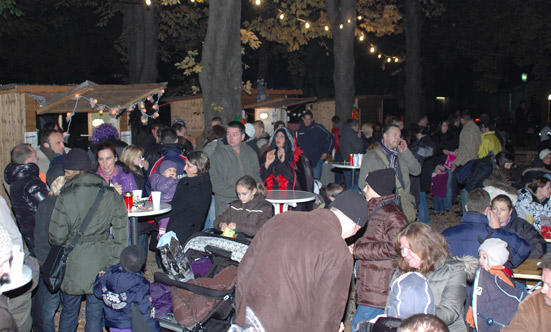 2009-10-31 Halloween-Party im Taborpark
 09helloween_DSC_0018.jpg