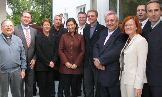 2009-09-13 Neues Pfarrzentrum  Neu Guntramsdorf erffnet
 09pfarrzentrumNG_IMG_5438.jpg