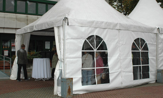 2009-10-09 Infoveranstaltung zum Projekt Rathausplatz
 09porrInfo_DSC_0021.jpg