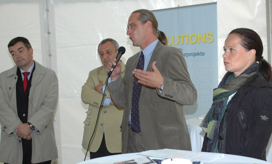 2009-10-09 Infoveranstaltung zum Projekt Rathausplatz
 09porrInfo_DSC_0036.jpg