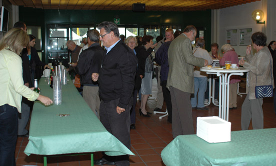 2009-10-09 Infoveranstaltung zum Projekt Rathausplatz
 09porrInfo_DSC_0049.jpg