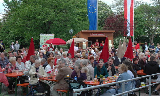 2010-05-01 1. Mai-Feier
 10Mai1_DSC_0052.jpg