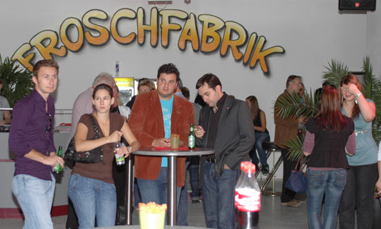 2010-09-24 Erffnung Froschfabrik
 10froschfabrik_DSC_0022.jpg