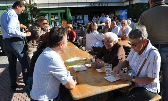 2011-10-01 Spatenstich Rathausviertel
 11R4G_DSC_0169.jpg