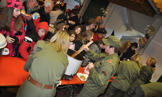 2011-03-08 Fasching Dienstag im Rathaus
 11fasching_DSC_0070.jpg