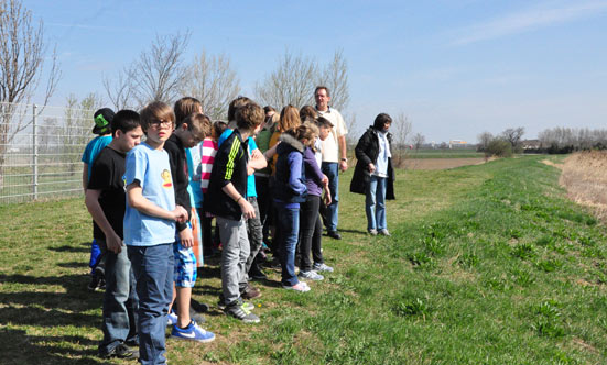 2012-03-28 Mittelschule in der Klranlage zu Besuch
 12MSklaeanlage_DSC_0028.jpg