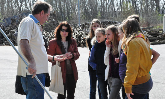 2012-03-28 Mittelschule in der Klranlage zu Besuch
 12MSklaeanlage_DSC_0031.jpg