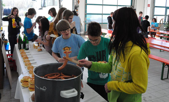 2012-03-28 Mittelschule in der Klranlage zu Besuch
 12MSklaeanlage_DSC_0039.jpg