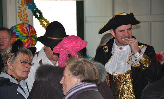 2012-02-21 Faschingdienstag im Rathaus
 12fasching_063.jpg