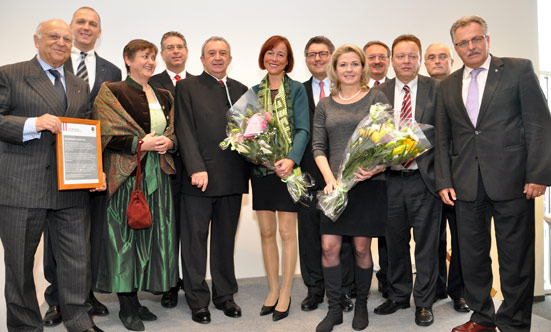 2013-10-26 Feier zum Nationalfeiertag
 13Okt26_presse7.jpg