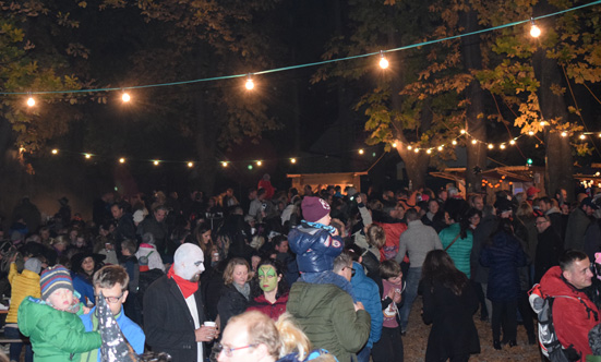 2015-10-31 Halloween-Party im Taborpark
 15Halloween_DSC_0124.jpg