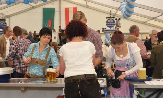 2015-10-26 Trachten-Gaudi am Nationalfeiertag
 15Okt26_DSC_0166.jpg