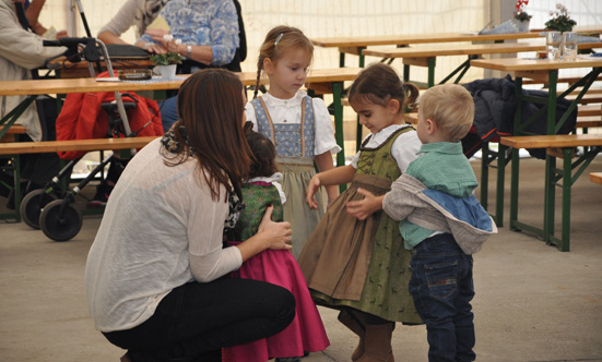 2015-10-26 Trachten-Gaudi am Nationalfeiertag
 15Okt26_DSC_0169.jpg