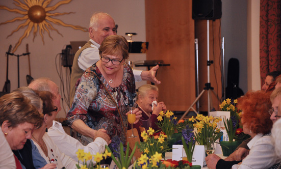 2015-03-19 Frhlingsfest fr Seniorinnen und Senioren
 15SenSpring_DSC_0005.jpg
