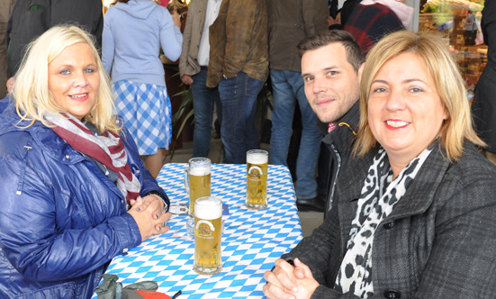 2015-09-26 Wies`n Fest zur Rathausplatz-Erffnung
 15WiesnGaudi_DSC_0060.jpg