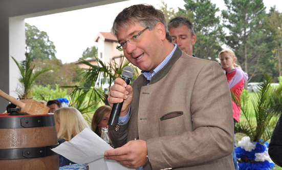 2015-09-26 Wies`n Fest zur Rathausplatz-Erffnung
 15WiesnGaudi_DSC_0090.jpg