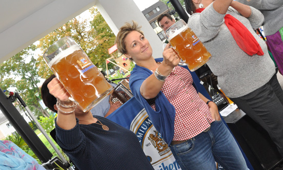 2015-09-26 Wies`n Fest zur Rathausplatz-Erffnung
 15WiesnGaudi_DSC_0245.jpg