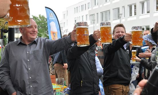 2015-09-26 Wies`n Fest zur Rathausplatz-Erffnung
 15WiesnGaudi_DSC_0269.jpg