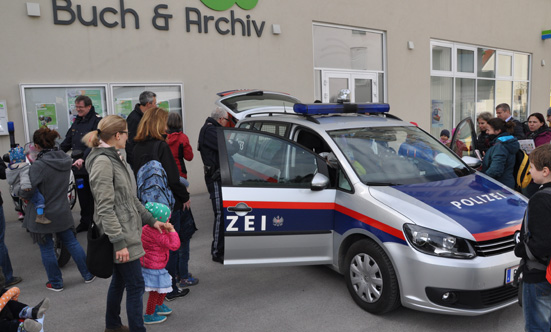 2016-04-28 Wenn ich gro bin, werde ich... Polizist/-in 
 16Bib133_DSC_0030.jpg