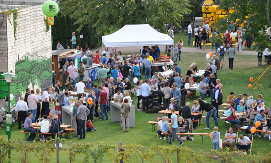 2016-09-24 Erstes Guntramsdorfer Dorffest
 16Dorffest_DSC_0253.jpg