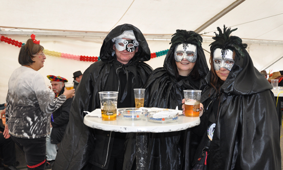 Faschingsparty beim Rathaus
 17fasching_DSC_0213.jpg