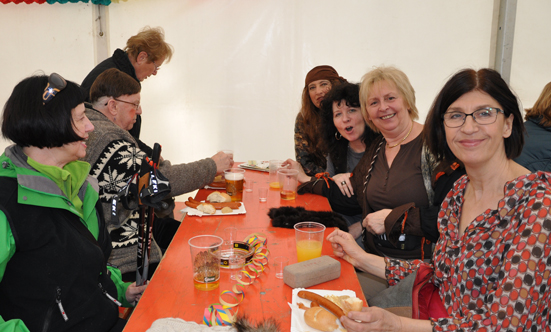 Faschingsparty beim Rathaus
 17fasching_DSC_0227.jpg