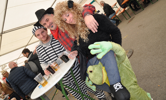 Faschingsparty beim Rathaus
 17fasching_DSC_0359.jpg