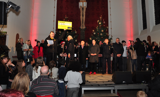 2016-12-11 Stella Jones u. Gruppe - Gospelkonzert
 17gospel_DSC_0072.jpg