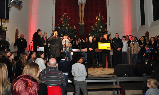 2016-12-11 Stella Jones u. Gruppe - Gospelkonzert
 17gospel_DSC_0089.jpg