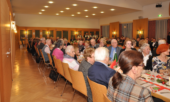 2016-12-20 Seniorenweihnachtsfeier im Musikheim
 17senioren_DSC_0025.jpg