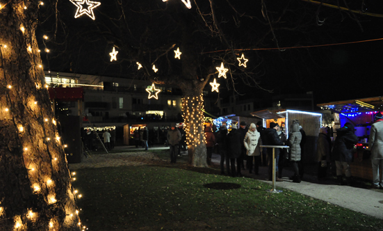 Adventzauber am Rathausplatz
 18Adventzauber_DSC_0315.jpg