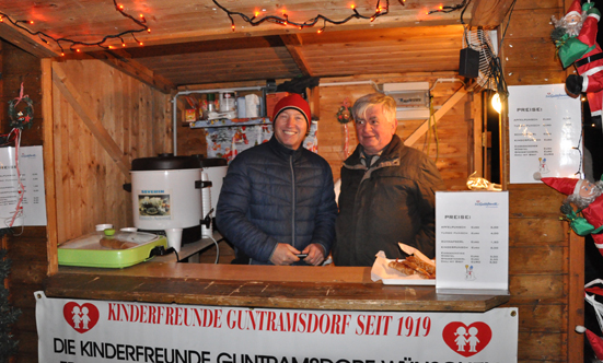 Adventzauber am Rathausplatz
 18Adventzauber_DSC_0370.jpg