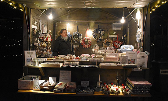 Adventmarkt am Rathausplatz
 19Adventzauber_DSC_1174.jpg
