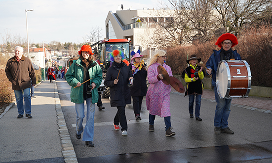 2024-02-13 Faschingdienstag vor dem Rathaus
 24fasching_DSC09370.jpg