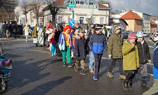 2024-02-13 Faschingdienstag vor dem Rathaus
 24fasching_DSC09425.jpg