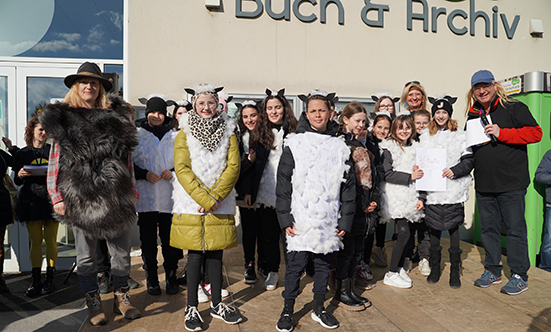 2024-02-13 Faschingdienstag vor dem Rathaus
 24fasching_DSC09522.jpg