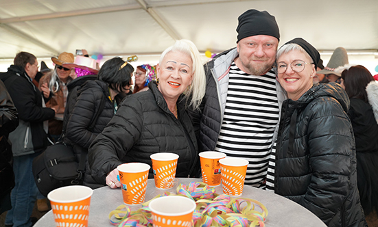 2024-02-13 Faschingdienstag vor dem Rathaus
 24fasching_DSC09550.jpg