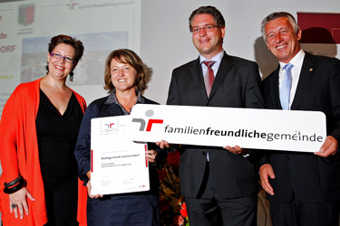 Archivmeldung: 2009-09-11 Guntramsdorf ist offiziell "familienfreundlich"